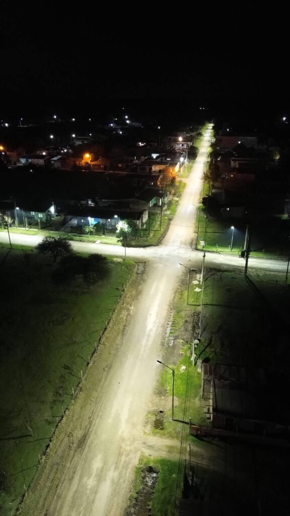 San José de Feliciano se transforma con nuevas luminarias LED