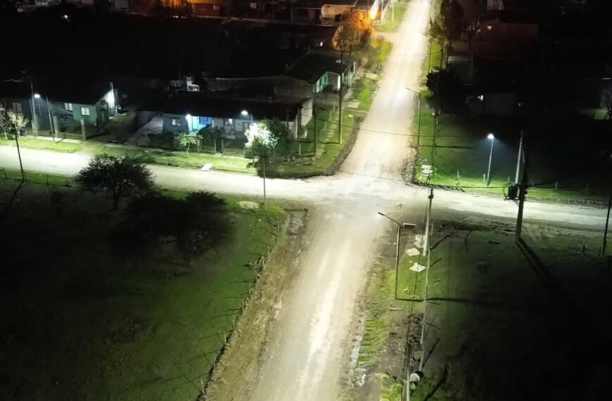 San José de Feliciano se transforma con nuevas luminarias LED