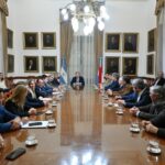 El gobernador encabezó un encuentro entre Caputo y empresarios entrerrianos