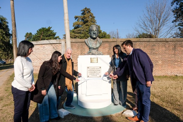 Homenaje en Nogoyá al expresidente Illia y al exgobernador Contín a 60 años de su derrocamiento