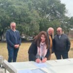 Empezó la primera obra de ampliación de una escuela con ladrillos PET del país