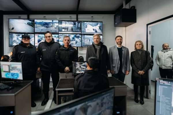 Frigerio inauguró un moderno centro de monitoreo y nuevas instalaciones para la Policía en Concordia