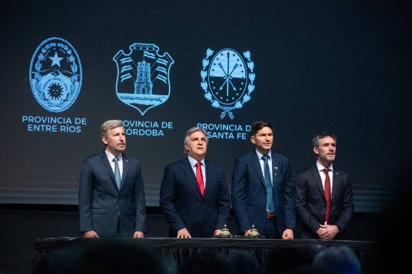 Frigerio asumió la presidencia pro tempore de la Región Centro