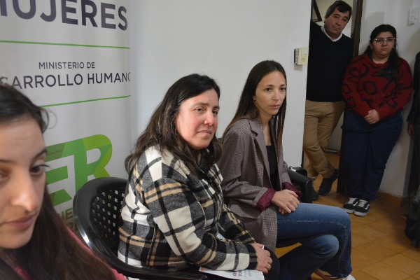 El programa Punto Móvil Mujer brindó herramientas contra la violencia de género en Rincón del Doll y Paraná