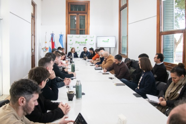 En reunión de Gabinete ampliado, se realizó un balance de la gestión municipal paranaense