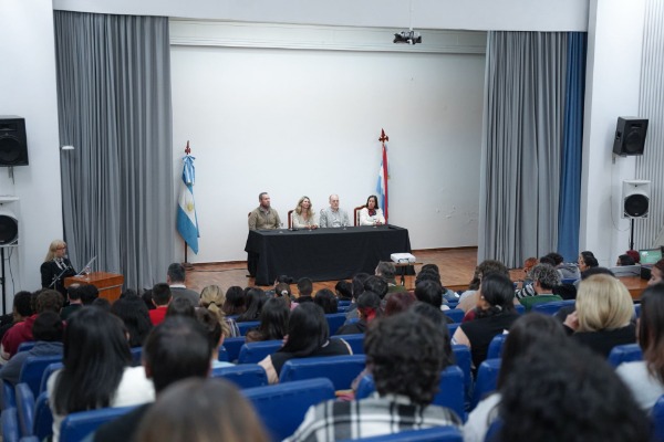 Junto a referentes estudiantiles se realizó un encuentro para hablar sobre suicidio