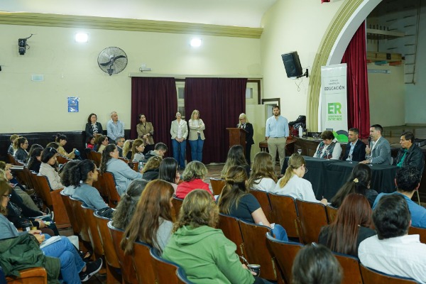 Más de 300 integrantes de comunidades educativas se capacitaron para actuar ante reacciones alérgicas graves
