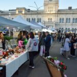 Plaza Mansilla fue sede de una concurrida Feria del Día de la Madre de Manos Entrerrianas