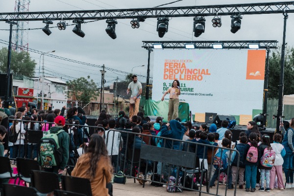 Comenzó la segunda edición de la Feria Provincial del Libro
