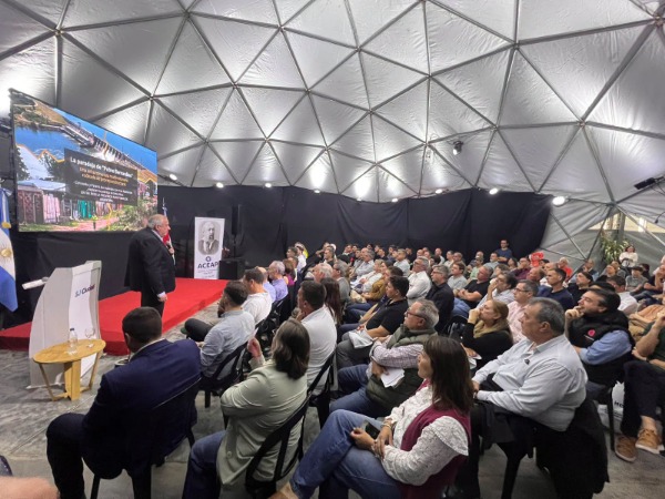 Autoridades de San José participaron del foro “Energías para el desarrollo”