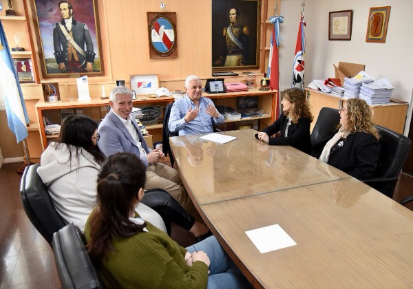 Agenda de trabajo institucional y desafíos de la universidad pública en Concepción del Uruguay
