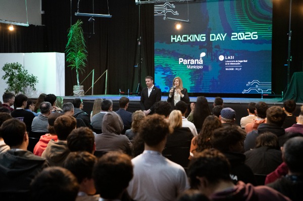 El Hacking Day 2026 reunió en Paraná a más de 600 personas para debatir sobre IA y ciberseguridad